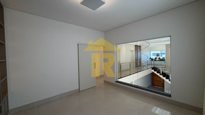 Casa de Condomínio com 3 quartos à venda, 300m² — foto 28 de 49