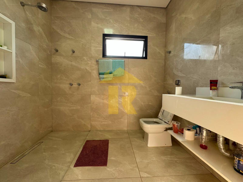 Casa de Condomínio com 3 quartos à venda, 330m² — foto 23 de 28