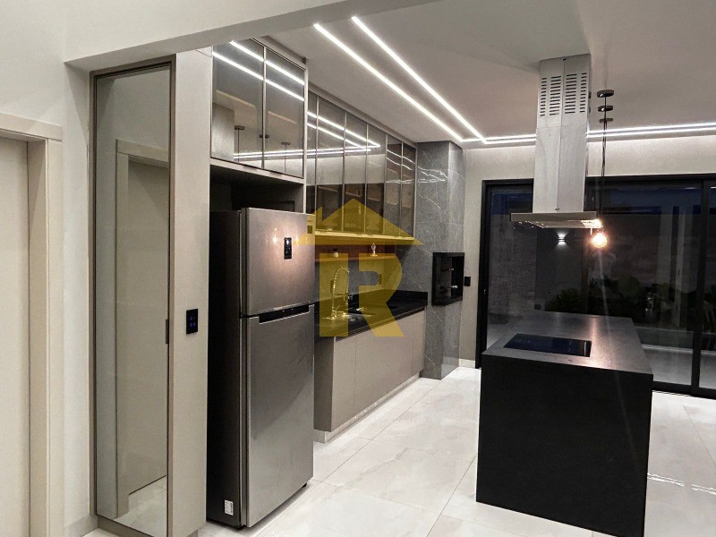 Casa de Condomínio com 3 quartos à venda, 160m² — foto 12 de 28