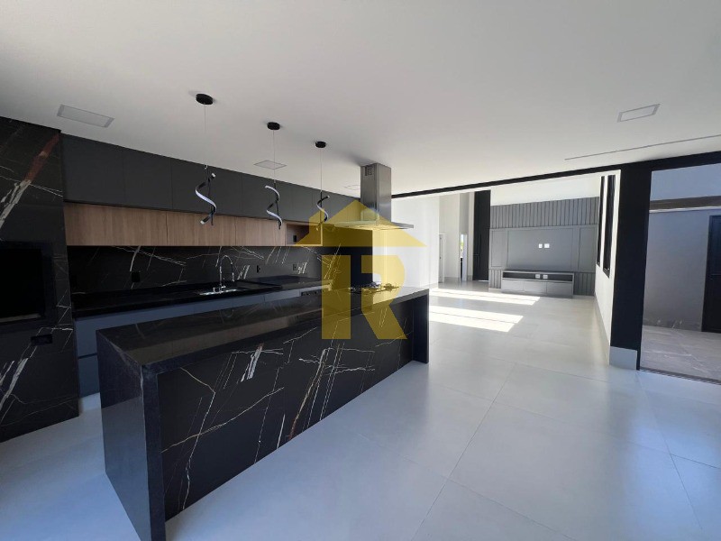 Casa de Condomínio com 3 quartos à venda, 20m² — foto 6 de 20