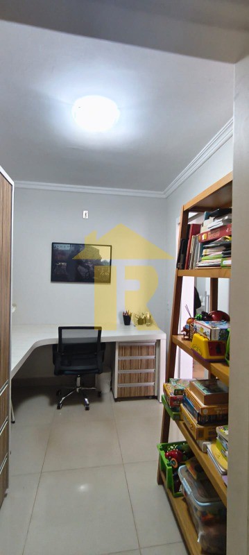 Casa de Condomínio com 3 quartos à venda, 188m² — foto 22 de 34