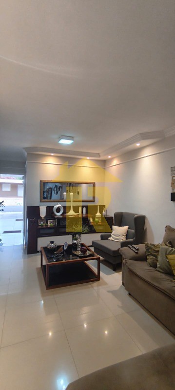 Casa de Condomínio com 3 quartos à venda, 188m² — foto 5 de 34