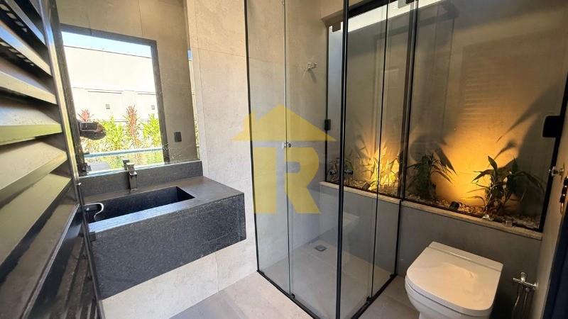Casa de Condomínio com 3 quartos à venda, 220m² — foto 18 de 37