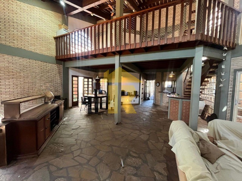 Casa com 3 quartos à venda e aluguel, 420m² — foto 6 de 46