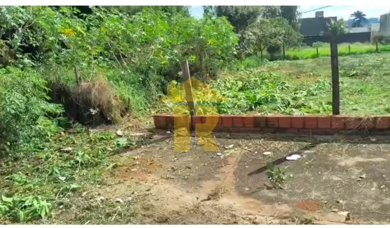 Terreno / Lote / Condomínio  à venda, 450m² — foto 3 de 10