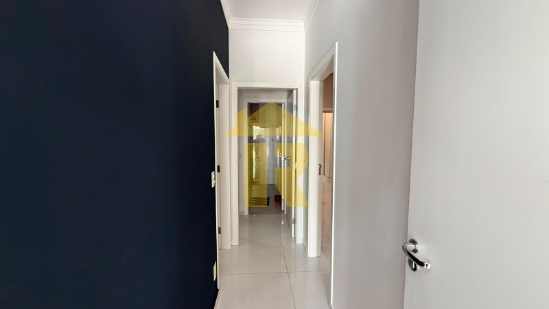 Casa de Condomínio com 3 quartos à venda, 240m² — foto 24 de 42