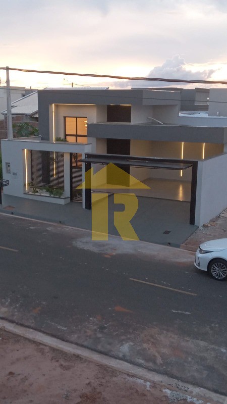 Casa de Condomínio com 3 quartos à venda, 140m² — foto 4 de 27