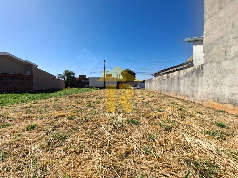 Terreno / Lote / Condomínio  à venda, 360m² — foto 1 de 14