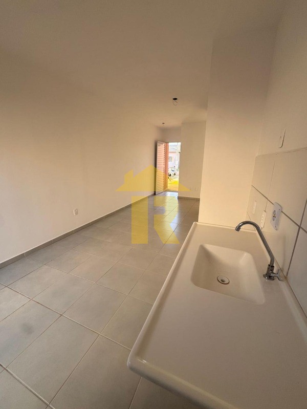 Casa de Condomínio com 2 quartos à venda — foto 2 de 20