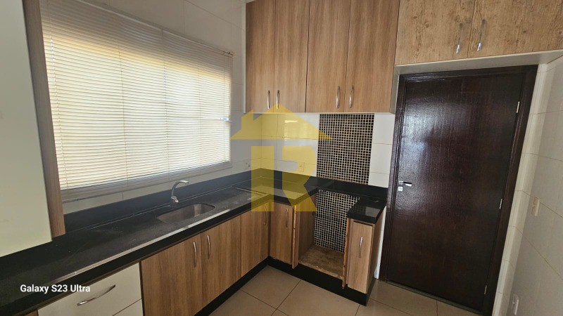 Casa de Condomínio com 3 quartos à venda, 150m² — foto 9 de 35