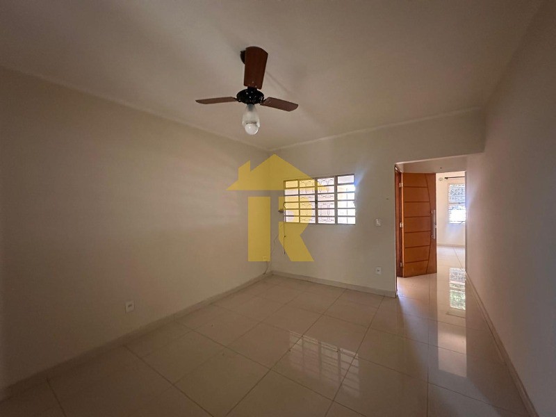 Casa com 4 quartos à venda e aluguel, 166m² — foto 7 de 32