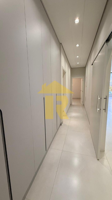 Casa de Condomínio com 3 quartos à venda, 220m² — foto 22 de 37