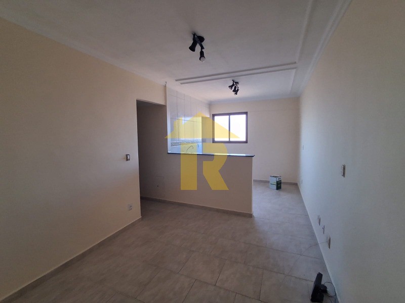 Apartamento com 2 quartos à venda, 64m² — foto 2 de 27