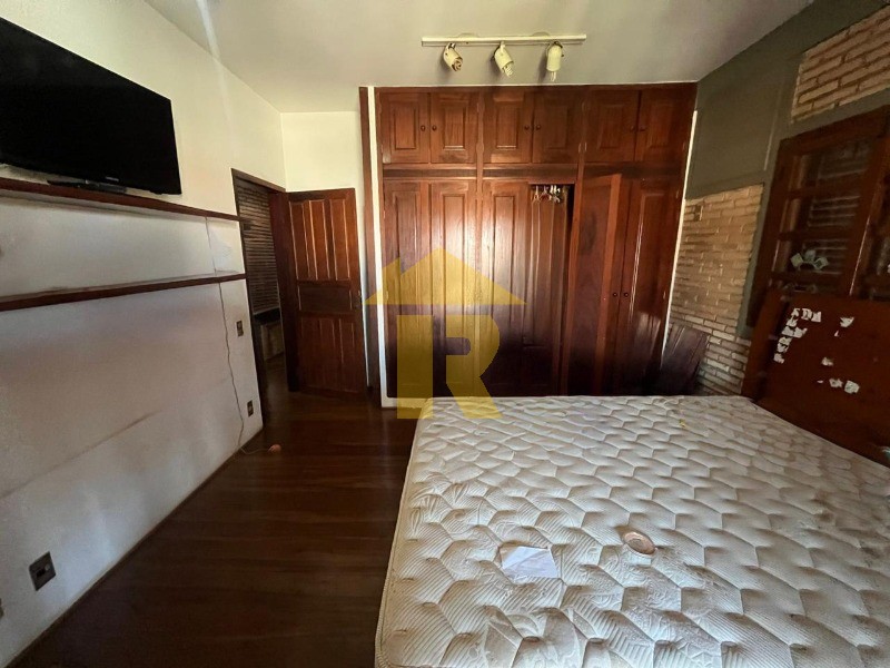 Casa com 3 quartos à venda e aluguel, 420m² — foto 34 de 46