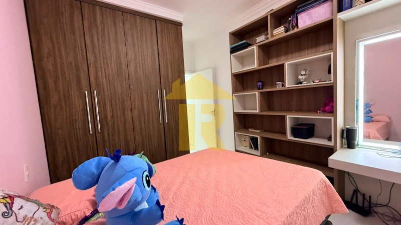 Casa de Condomínio com 3 quartos à venda, 240m² — foto 29 de 42