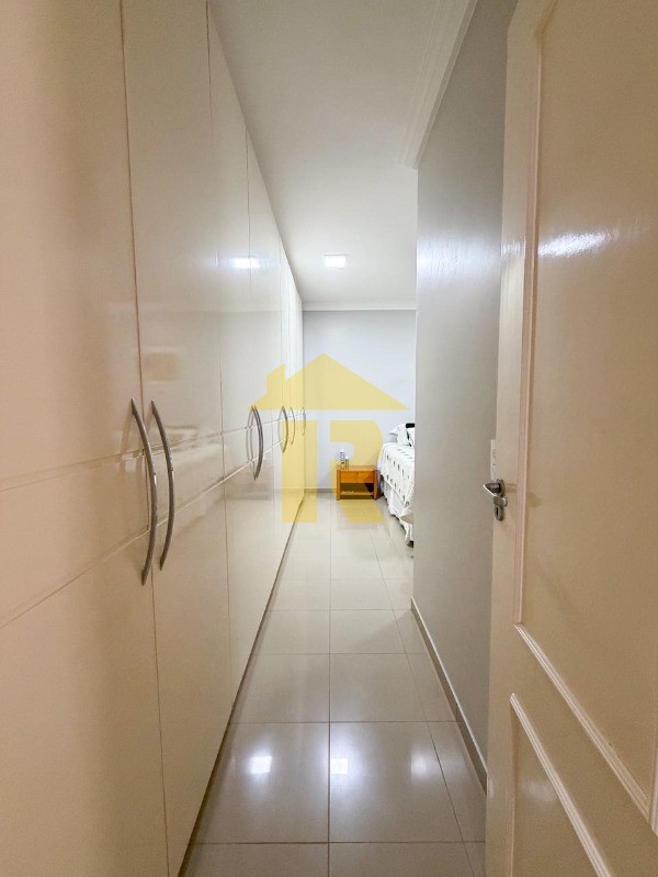 Apartamento com 3 quartos à venda, 157m² — foto 16 de 23