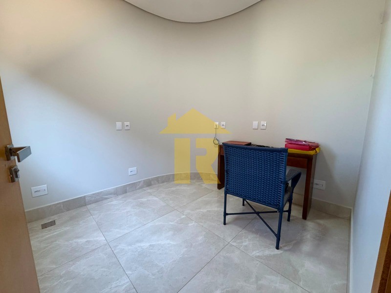 Casa de Condomínio com 3 quartos à venda, 330m² — foto 17 de 28