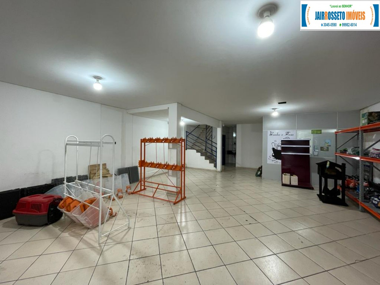 Loja-Salão, 200 m² - Foto 1