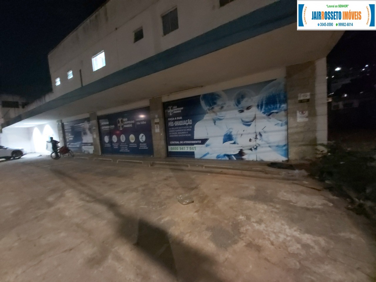 Loja-Salão, 1200 m² - Foto 1