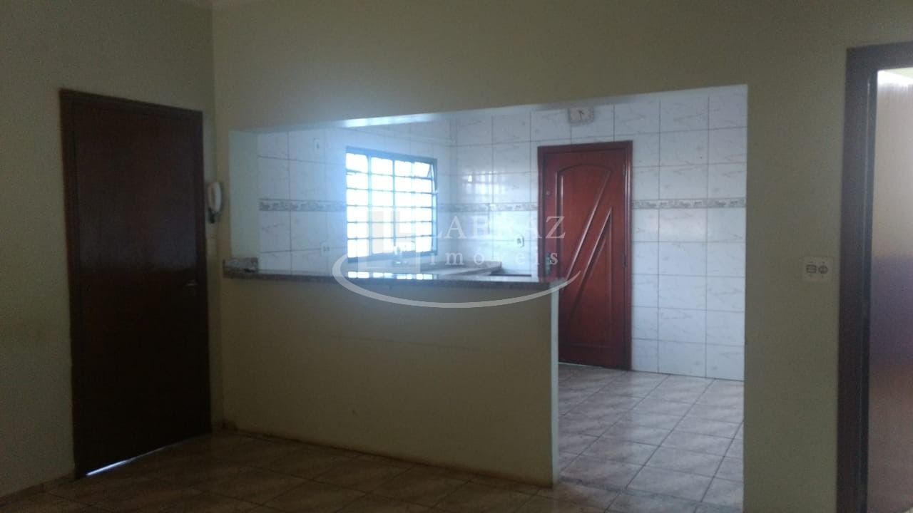 Casa, 4 quartos, 238 m² - Foto 1