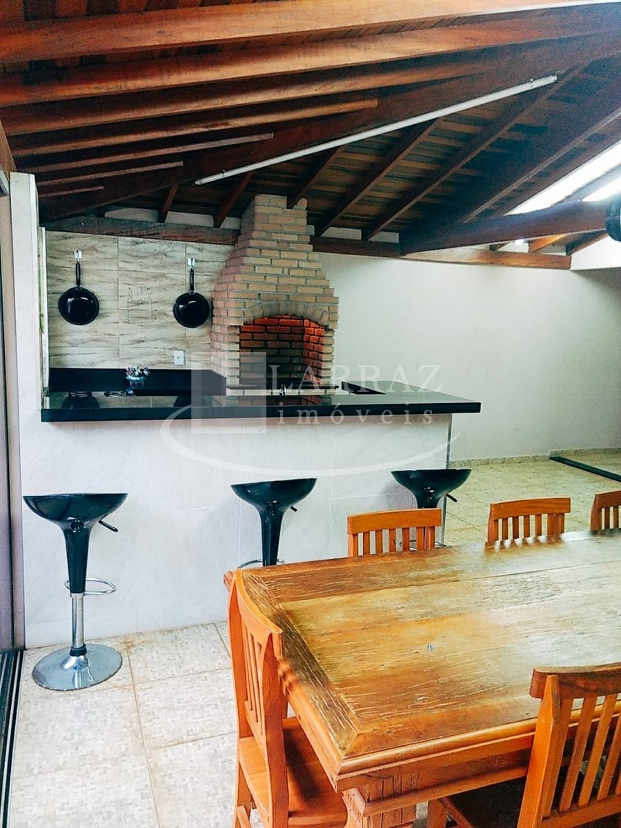 Casa, 4 quartos, 196 m² - Foto 3