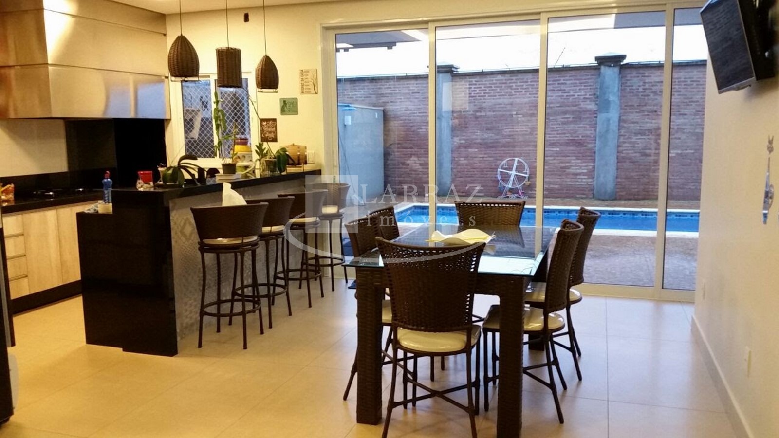 Casa, 3 quartos, 330 m² - Foto 1