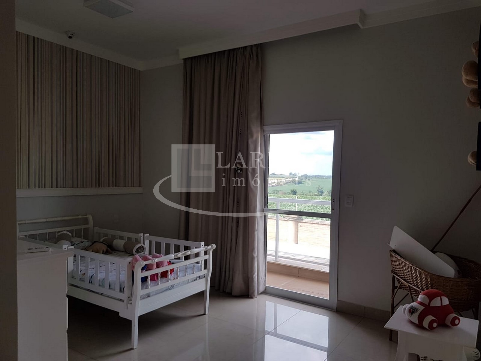 Casa, 3 quartos, 330 m² - Foto 35