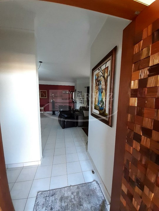 Casa, 5 quartos, 281 m² - Foto 2