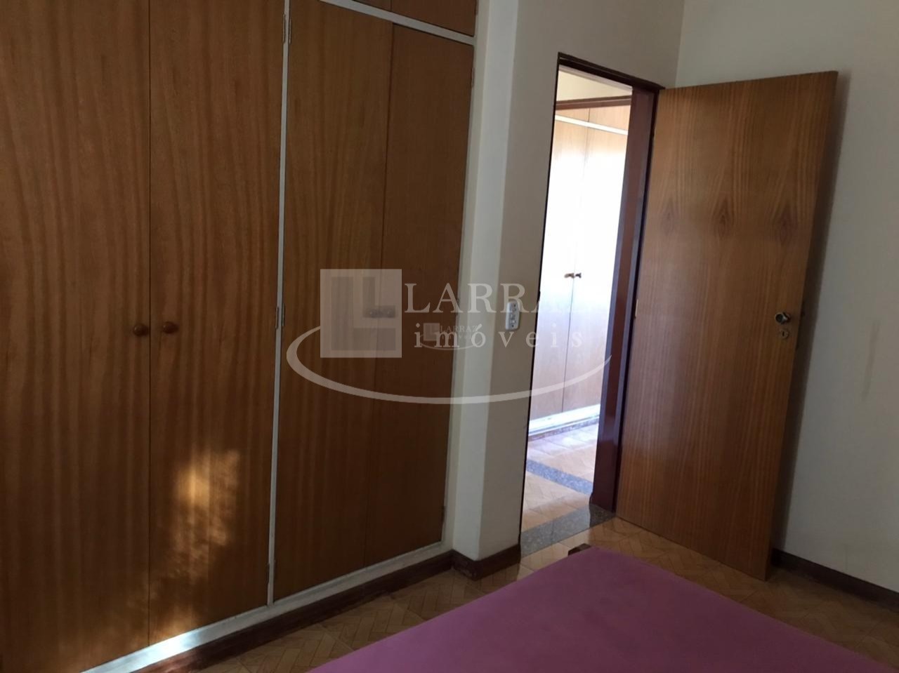 Casa, 3 quartos, 202 m² - Foto 2