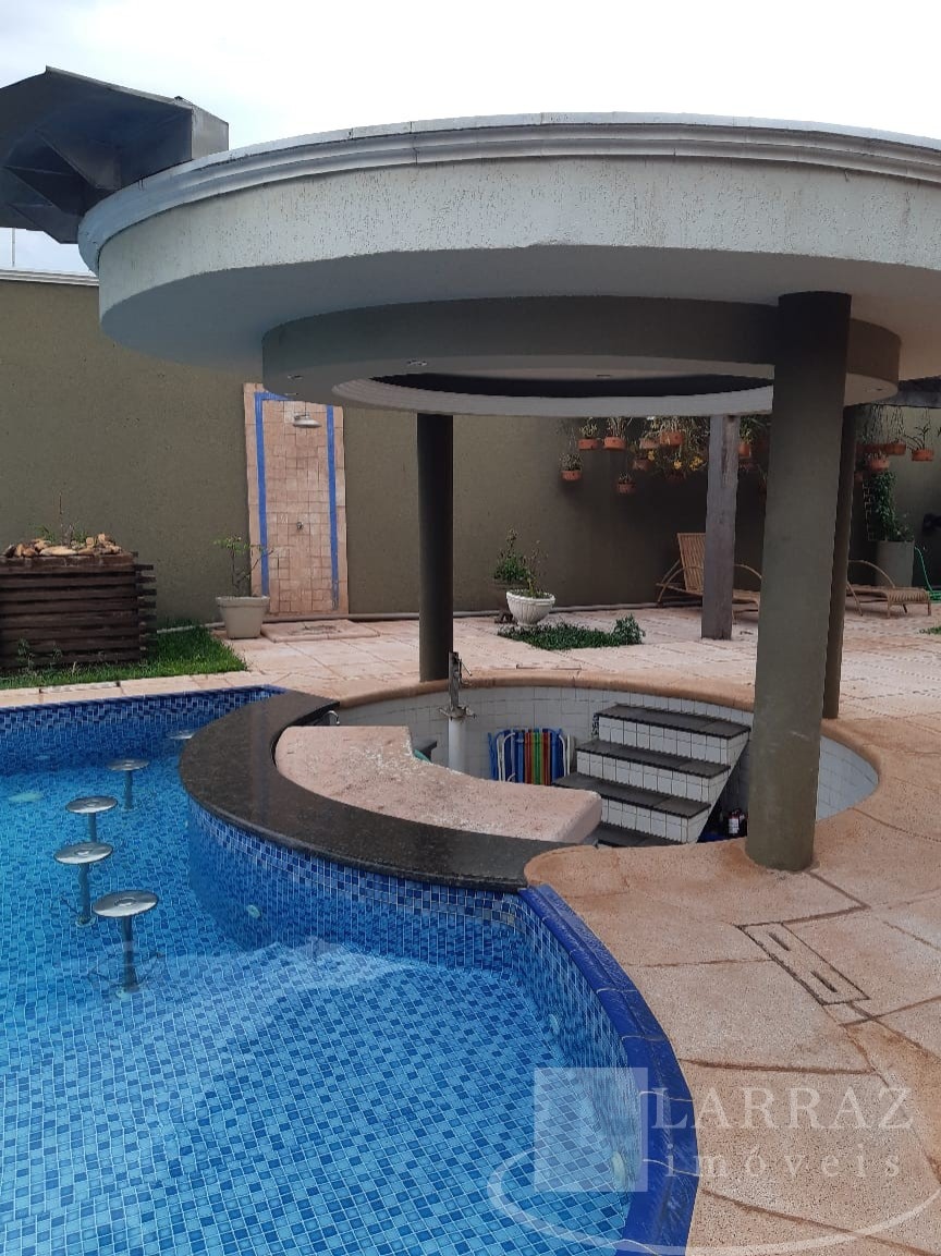 Casa, 5 quartos, 900 m² - Foto 1