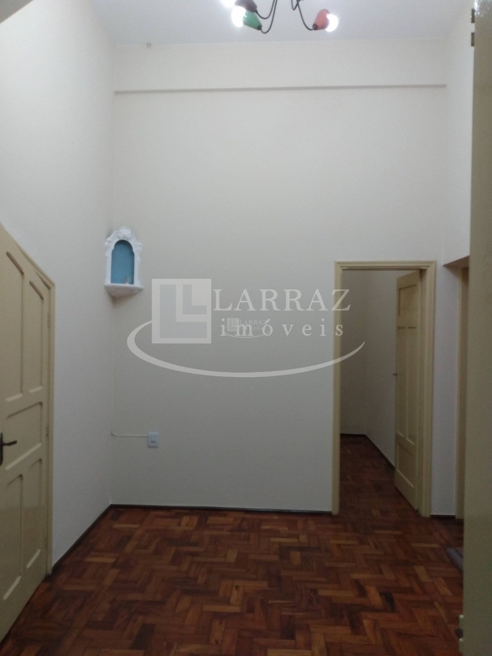 Casa, 6 quartos, 280 m² - Foto 2