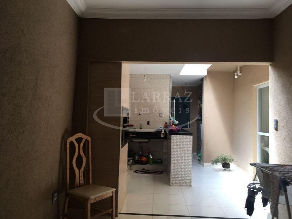 Casa, 3 quartos, 284 m² - Foto 2