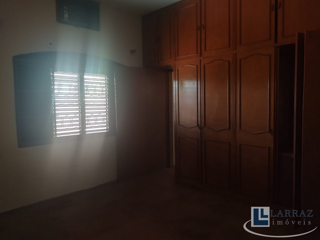 Casa, 3 quartos, 300 m² - Foto 2