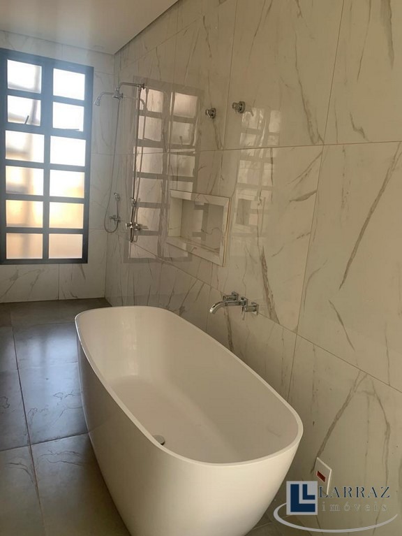 Casa, 3 quartos, 295 m² - Foto 19