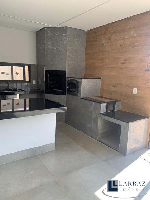 Casa, 3 quartos, 295 m² - Foto 2