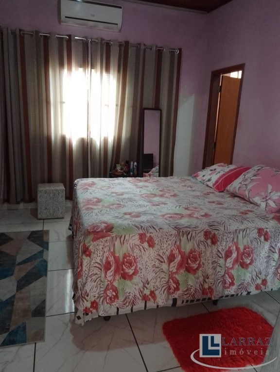 Casa, 3 quartos, 165 m² - Foto 2