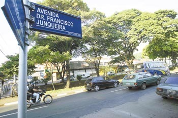 Loja-Salão, 850 m² - Foto 1