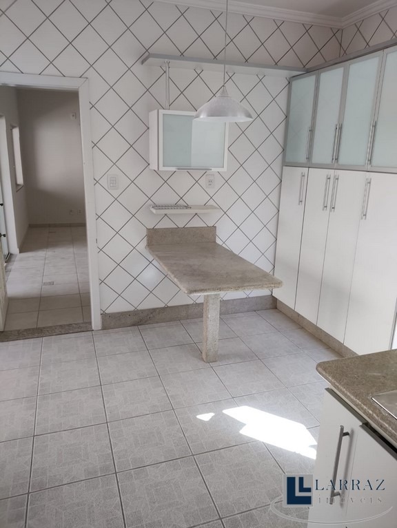 Casa, 3 quartos, 220 m² - Foto 8