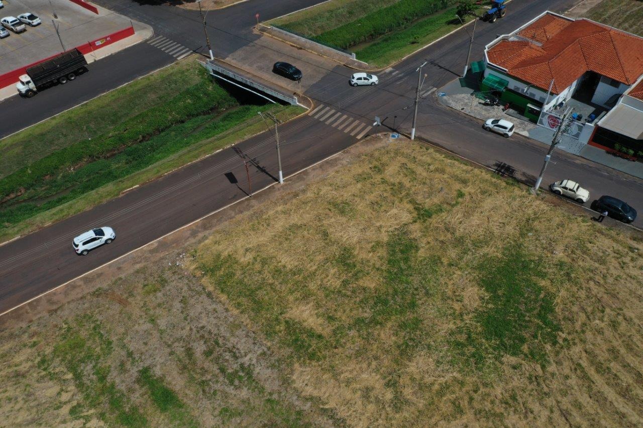 Loteamento e Condomínio, 1003 m² - Foto 2