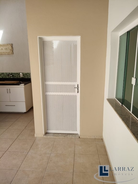 Casa, 3 quartos, 220 m² - Foto 3