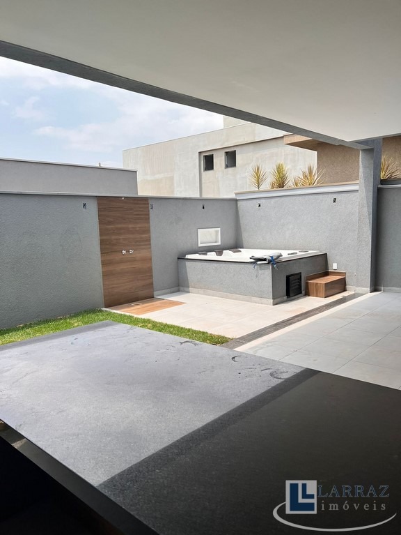 Casa, 3 quartos, 247 m² - Foto 2