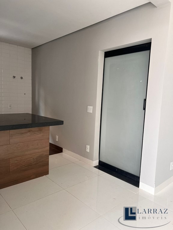 Casa, 3 quartos, 247 m² - Foto 9