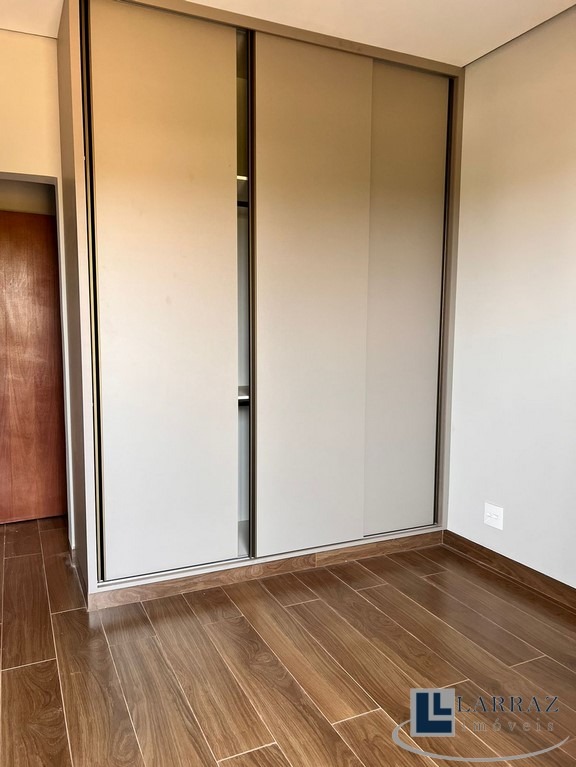 Casa, 3 quartos, 247 m² - Foto 24