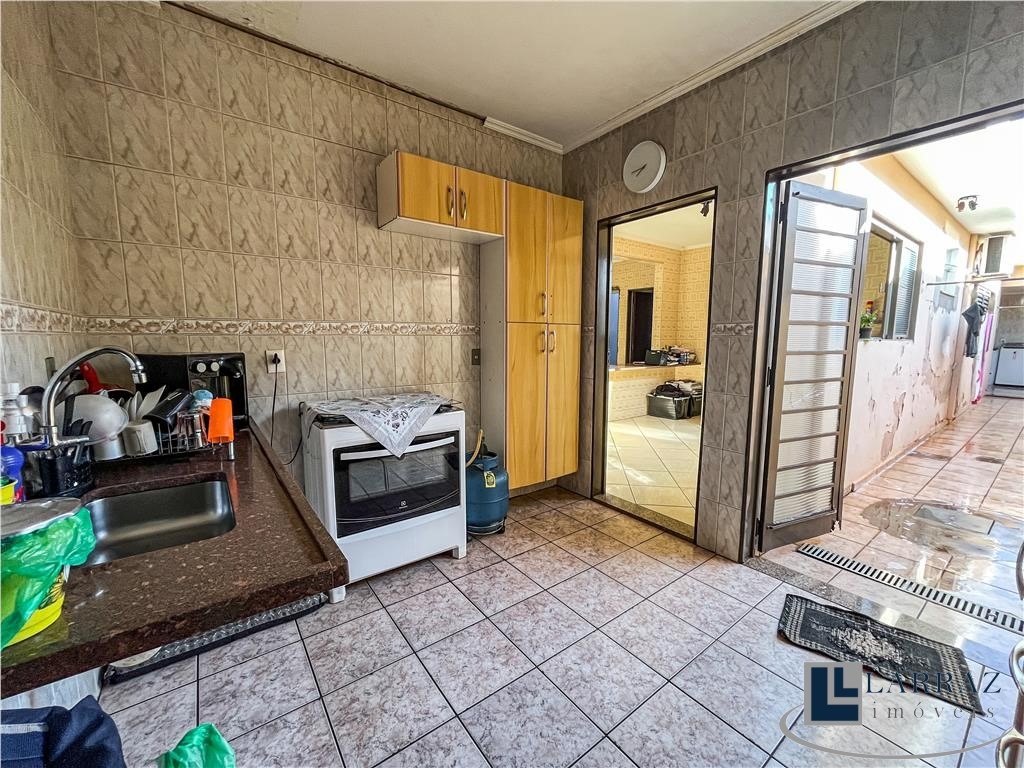 Casa, 2 quartos, 180 m² - Foto 7