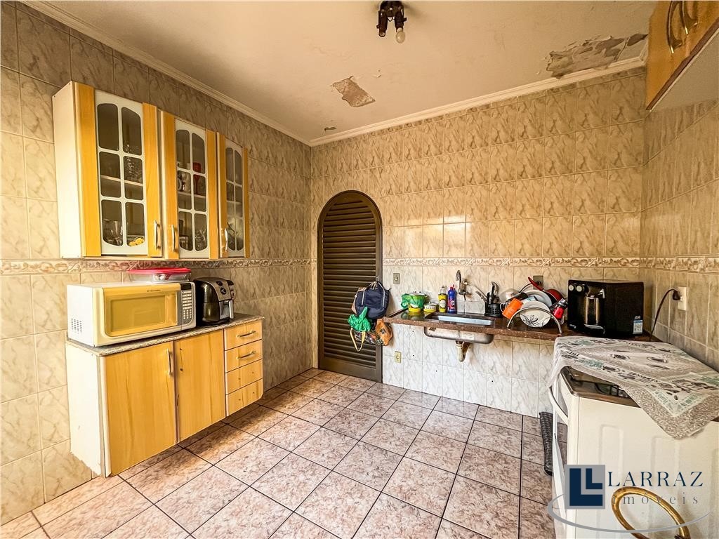 Casa, 2 quartos, 180 m² - Foto 8