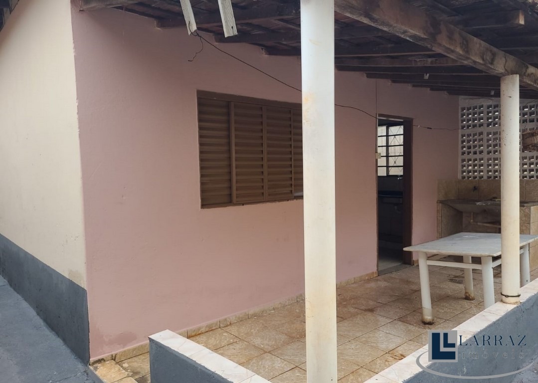 Casa, 2 quartos, 90 m² - Foto 1