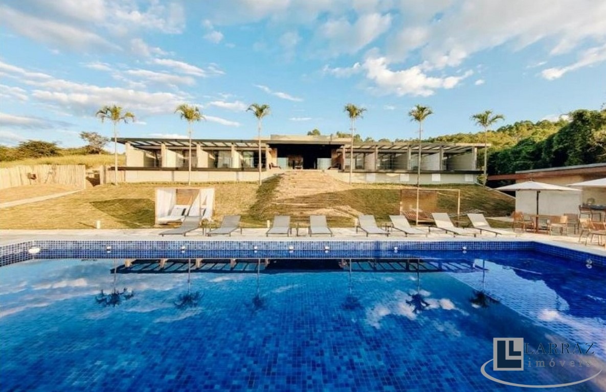 Casa, 8 quartos, 4237 m² - Foto 2