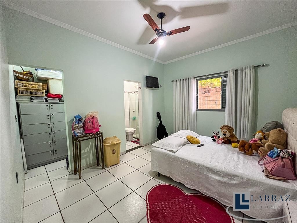 Casa, 3 quartos, 236 m² - Foto 6