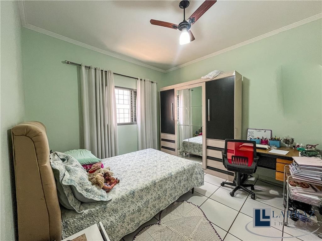 Casa, 3 quartos, 236 m² - Foto 8