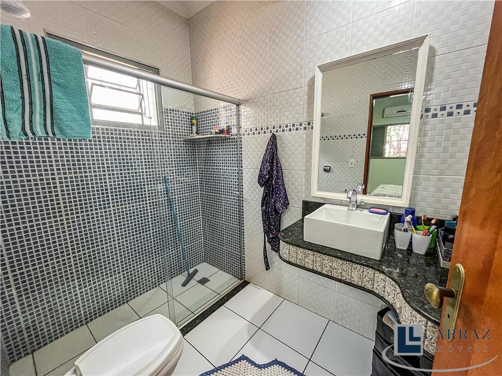 Casa, 3 quartos, 236 m² - Foto 10